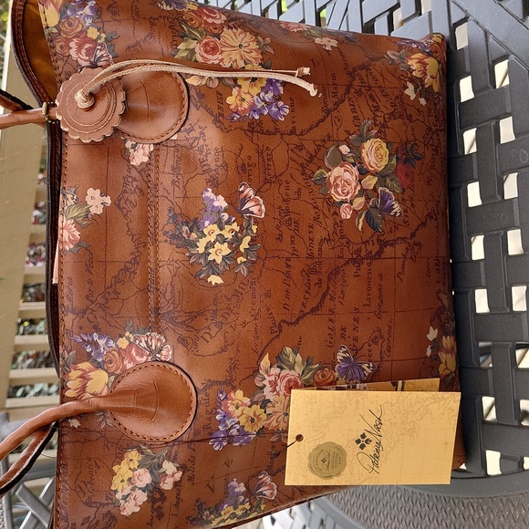 Patricia Nash Eastleigh Tote - Picture 3 of 10